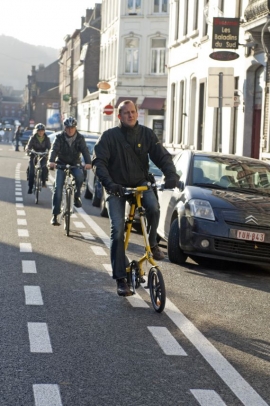cycliste à Namur (piste cyclable) 