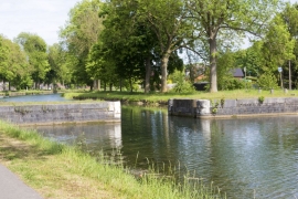  Canal du Centre historique et ses ascenseurs hydrauliques.
