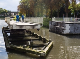 

Centenaire
du canal du Centre historique : une histoire, des festivités

